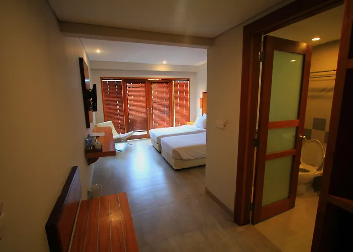 Hotel Dekuta 3*